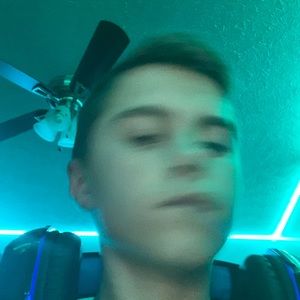 Meet your Posher, Jamison